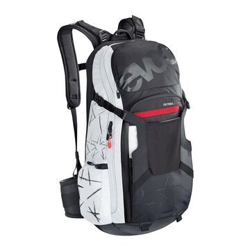 Evoc Fr Trail Protector Back Pack